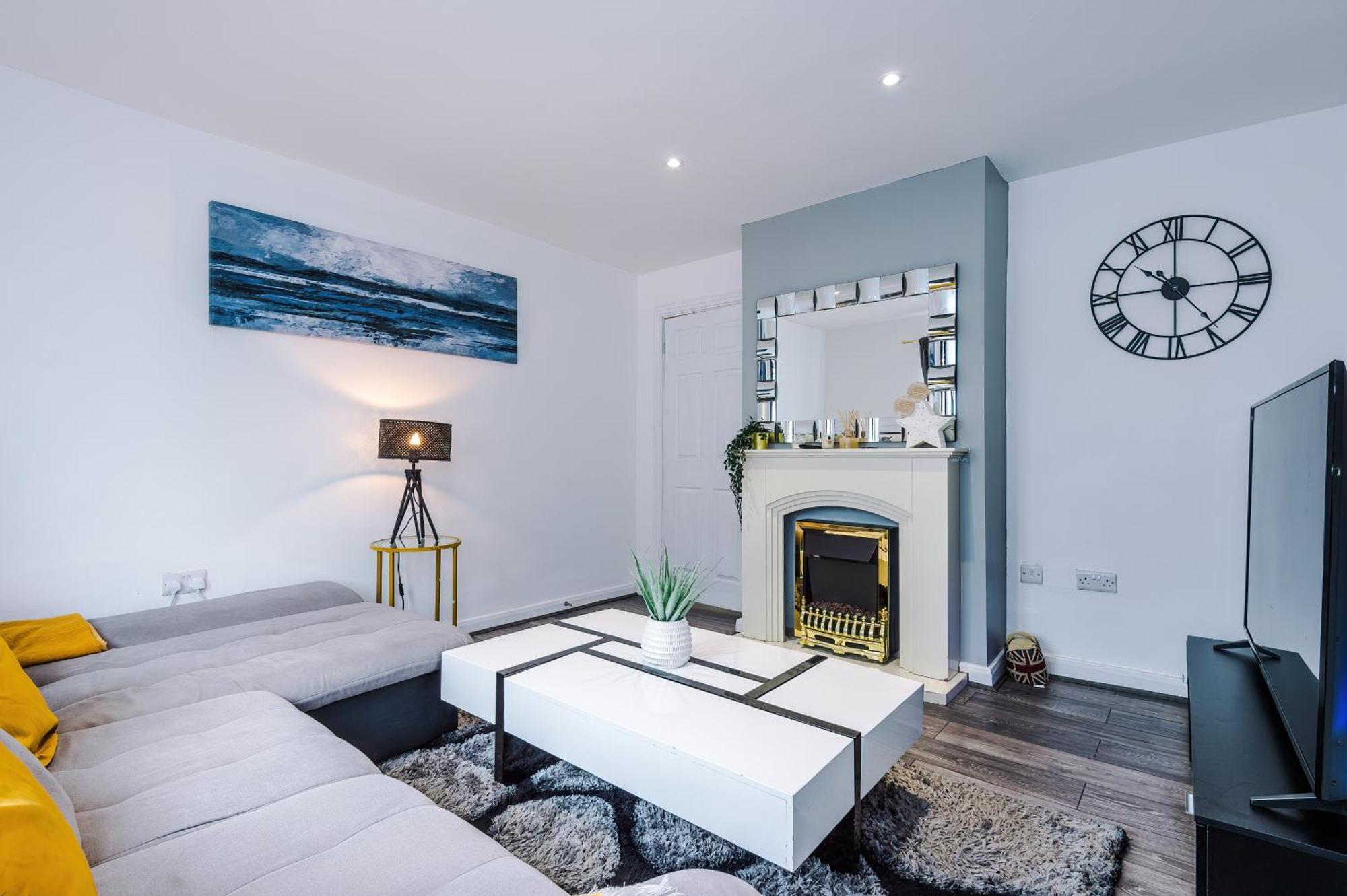 Comfort Place - 3 Bedroom House In - Sleeps 6